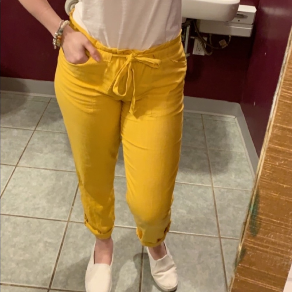Drawstring tie yellow cinched pants